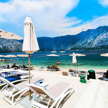 Bay Of Kotor View Apartment With Pool Prcanj Luaran gambar