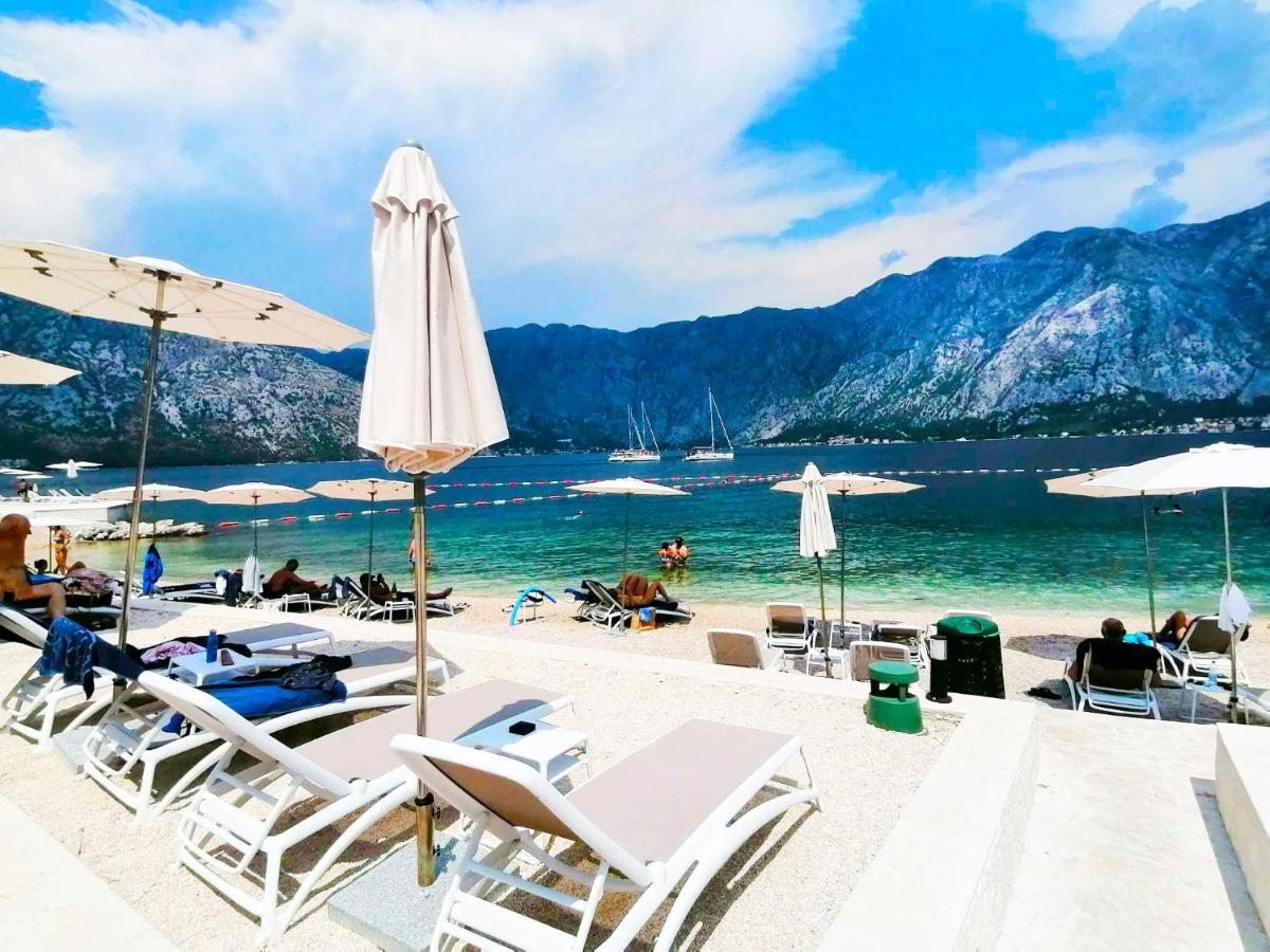 Bay Of Kotor View Apartment With Pool Prcanj Luaran gambar